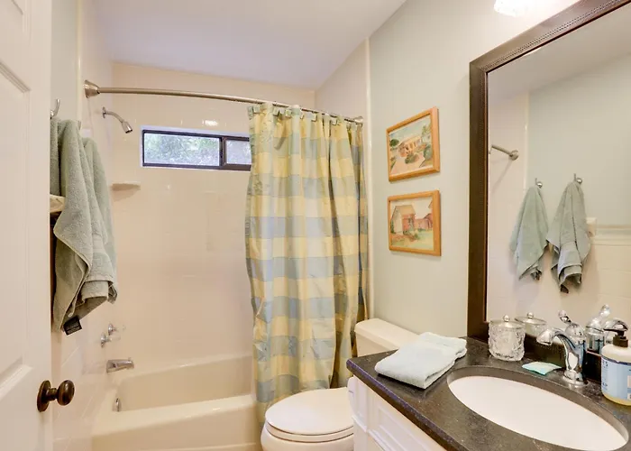 3 Mi To Dtwn! Quiet Gem W/ Lush Patio Ferienhaus Tallahassee